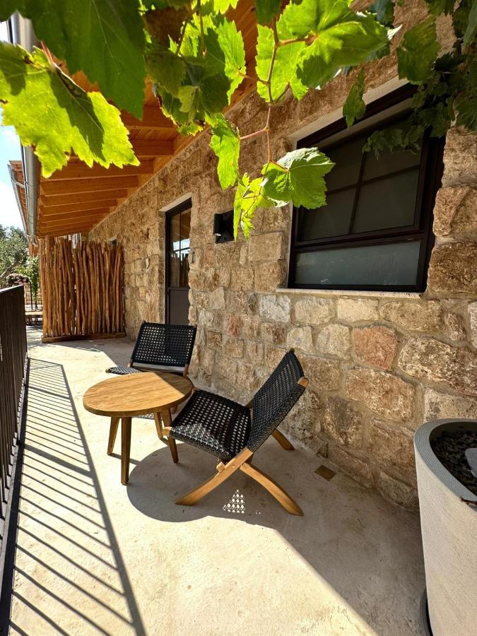 Hagafen Boutique Suites Zihron Yaakov Exterior foto