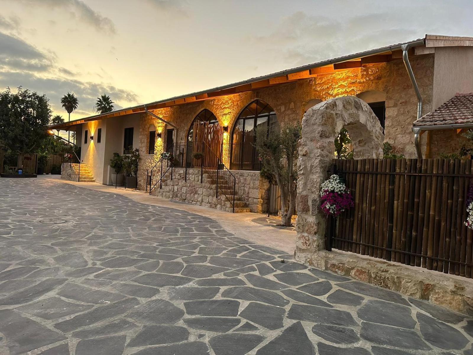 Hagafen Boutique Suites Zihron Yaakov Exterior foto